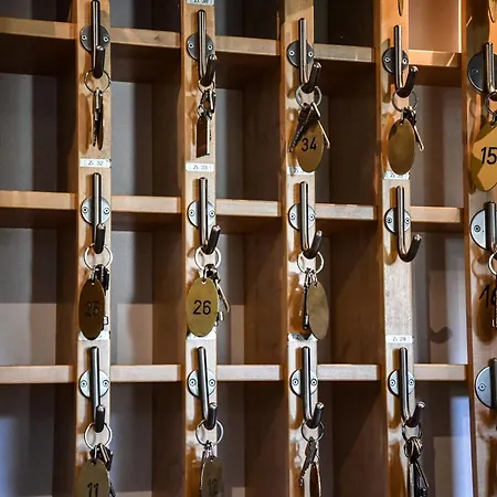 Adler 3* 德根豪塞尔塔尔